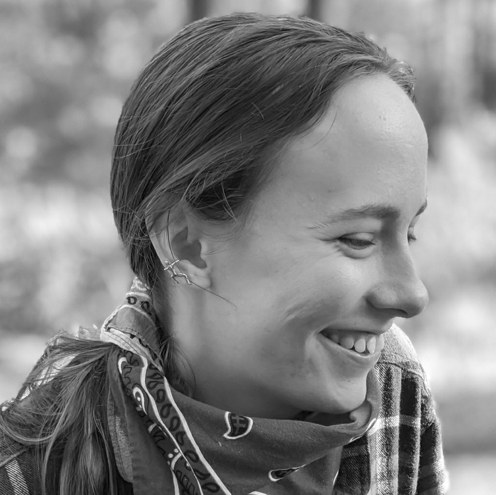 Meet your Posher, Abi